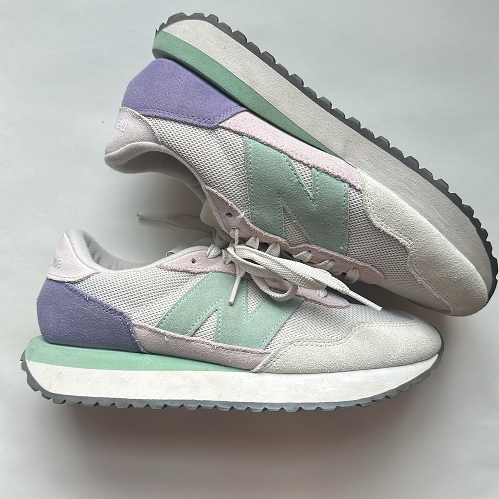 New Balance 327 Pastel Mint Purple Pink White Sneakers Size 8W